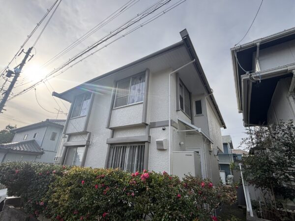 E様邸 外装リフォーム工事 ／外壁屋根塗装・雨樋交換